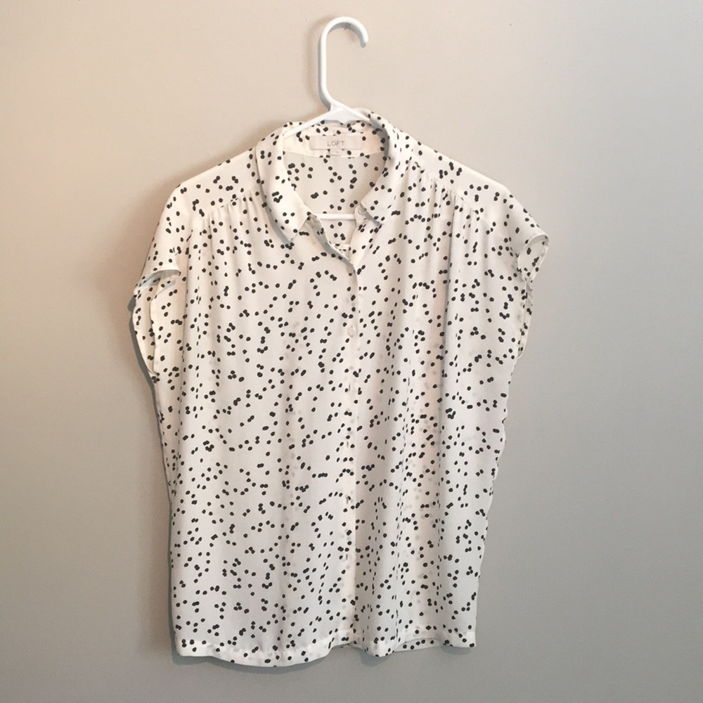 Short sleeve polka dot button down